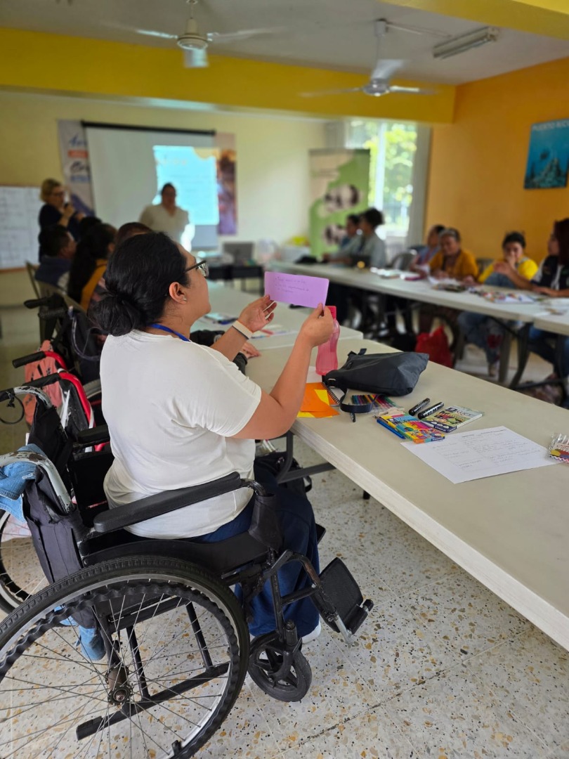 La participación de cada socio fue clave para el fortalecimiento de conocimientos. Participante: Brenda Divas persona con discapacidad física (ONG-FELIX)
